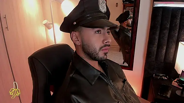 Snapshot of ItsMeEros chatting on October 24, 2025, 4:47 pm ItsMeEros online show from October 24, 2025, 4:47 pm