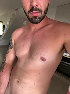 Ravixx online show from January 12, 2026, 4:01 pm