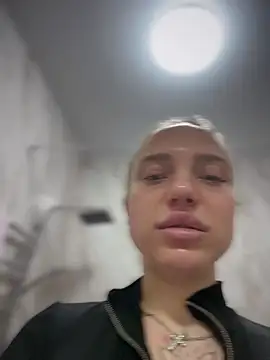 pinkstar  online show from February 8, 2026, 6:50 am