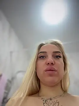 pinkstar  online show from March 13, 2026, 6:42 am