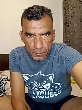 Snapshot of Daddy1972 chatting on December 30, 2024, 9:50 pm Daddy1972 online show from December 30, 2024, 9:50 pm