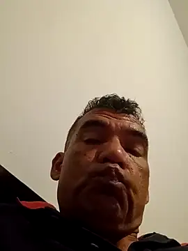 Snapshot of Daddy1972 chatting on January 5, 2025, 4:59 pm Daddy1972 online show from January 5, 2025, 4:59 pm