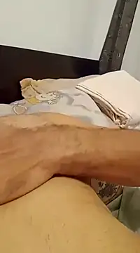 Snapshot of Daddy1972 chatting on February 13, 2025, 1:08 am Daddy1972 online show from February 13, 2025, 1:08 am