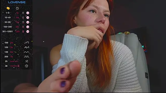 Snapshot of Juliette_Sunshine chatting on March 12, 2025, 8:08 am Juliette Sunshine online show from March 12, 2025, 8:08 am