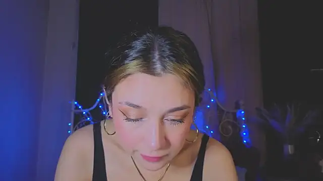 Funny Bunny online show from April 7, 2026, 11:26 pm