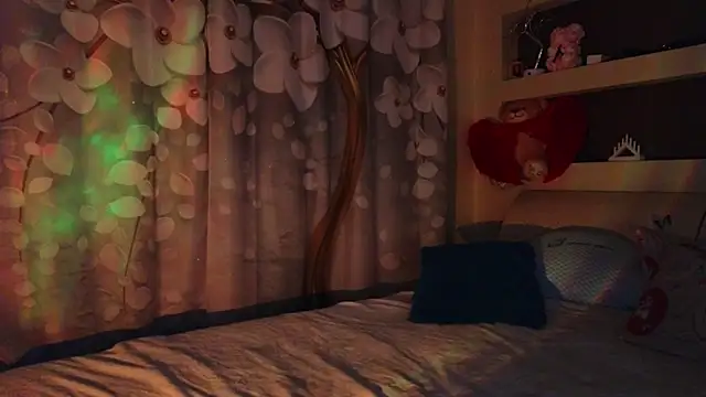 Malika uAngel online show from February 2, 2025, 6:53 pm