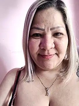 Dalessa Bigtits online show from March 5, 2026, 8:38 pm