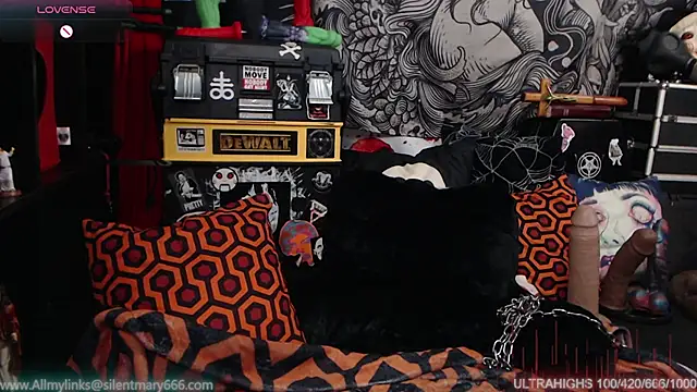 Silentmary online show from January 21, 2025, 6:34 pm