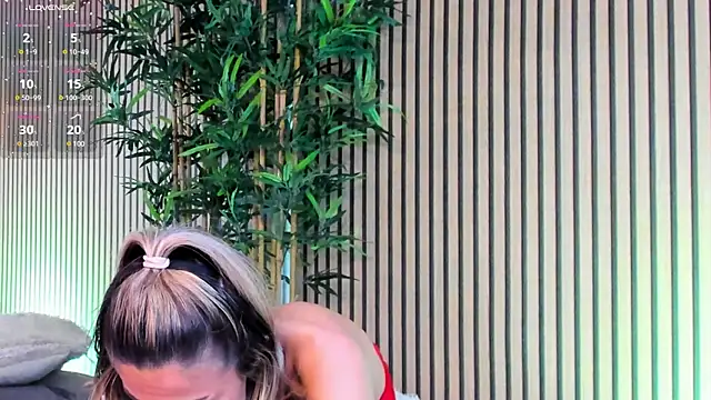 Avril Cyrus online show from March 20, 2025, 2:53 pm