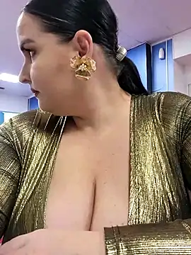 GeorgiaLerox online show from October 13, 2025, 11:43 am