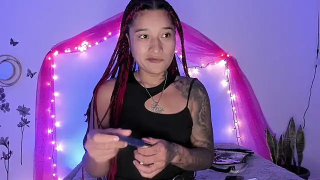 Snapshot of Eva_Lee_ chatting on January 28, 2025, 6:49 am Eva Lee  online show from January 28, 2025, 6:49 am