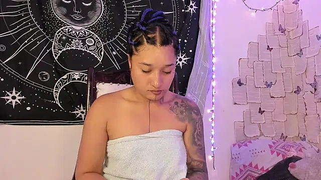 Snapshot of Eva_Lee_ chatting on September 10, 2025, 5:40 am Eva Lee  online show from September 10, 2025, 5:40 am