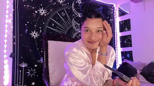 Snapshot of Eva_Lee_ chatting on September 18, 2025, 6:15 am Eva Lee  online show from September 18, 2025, 6:15 am