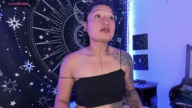 Snapshot of Eva_Lee_ chatting on October 11, 2025, 7:40 am Eva Lee  online show from October 11, 2025, 7:40 am