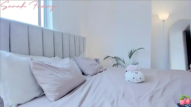 Foxxy222  online show from November 20, 2025, 8:30 pm