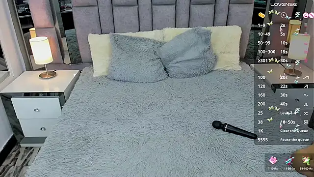 EMMAHILL1 online show from February 21, 2025, 10:48 pm