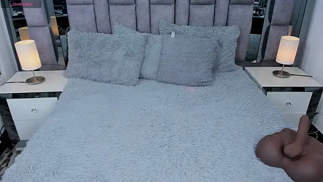 EMMAHILL1 online show from January 13, 2026, 11:15 am