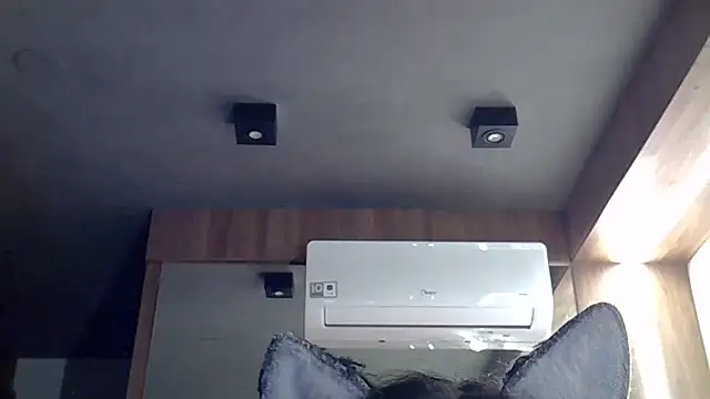 Skinny-Kitten online show from January 9, 2026, 11:06 pm