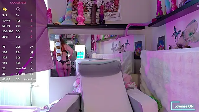 FluffyRainbowKity online show from June 21, 2026, 8:17 am