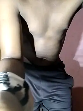 Snapshot of Sliced_Digit chatting on December 26, 2024, 11:35 pm Sliced Digit online show from December 26, 2024, 11:35 pm