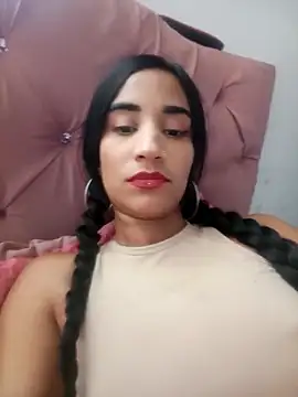Snapshot of _nathaly_sweet chatting on October 15, 2025, 5:24 pm  nathaly sweet online show from October 15, 2025, 5:24 pm