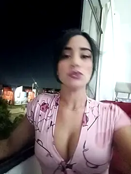 Snapshot of _nathaly_sweet chatting on October 19, 2025, 4:35 am  nathaly sweet online show from October 19, 2025, 4:35 am