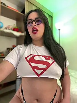 Snapshot of andra_rose chatting on December 11, 2024, 11:00 pm andra rose online show from December 11, 2024, 11:00 pm