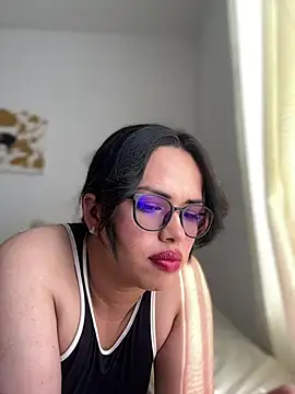 Snapshot of andra_rose chatting on January 19, 2025, 1:22 pm andra rose online show from January 19, 2025, 1:22 pm