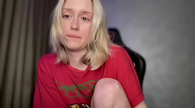 Snapshot of iilovetomatoes chatting on January 16, 2025, 8:57 pm iilovetomatoes online show from January 16, 2025, 8:57 pm