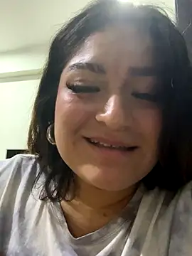 Snapshot of LuceroRm chatting on September 27, 2025, 5:56 am LuceroRm online show from September 27, 2025, 5:56 am