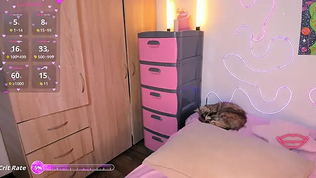 Snapshot of Cinnamon_Meow chatting on July 24, 2026, 5:49 am Cinnamon Meow online show from July 24, 2026, 5:49 am