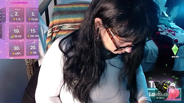 Snapshot of VampGirl1 chatting on November 2, 2025, 10:50 am VampGirl1 online show from November 2, 2025, 10:50 am