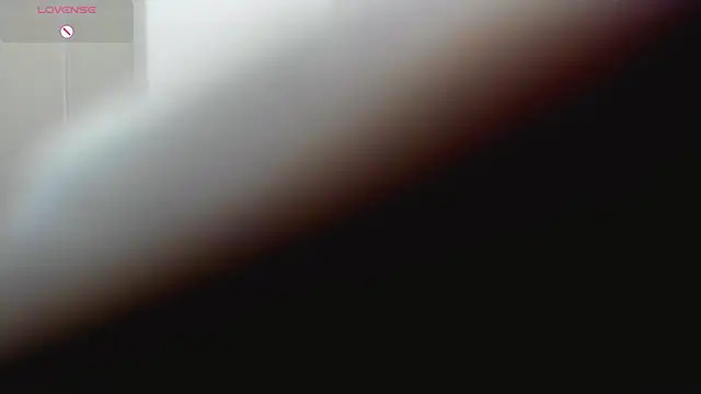 Snapshot of AvaAnne chatting on January 9, 2025, 1:24 pm AvaAnne online show from January 9, 2025, 1:24 pm