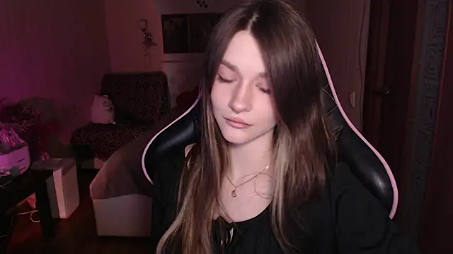 jeann elsaa online show from February 12, 2026, 6:58 pm