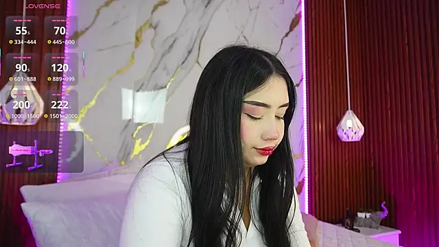 Snapshot of haylie_ chatting on March 13, 2025, 1:32 am haylie  online show from March 13, 2025, 1:32 am