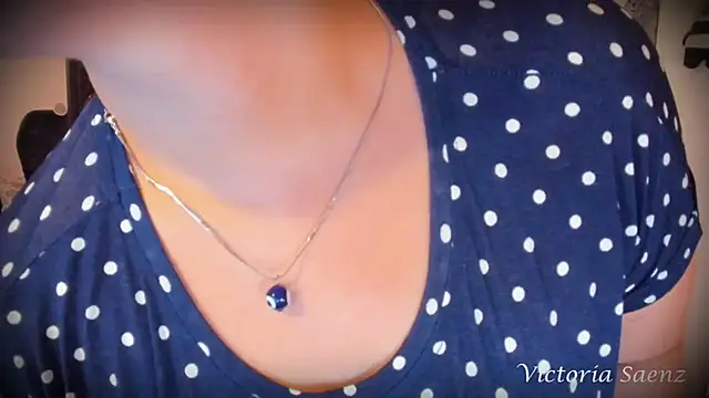 Snapshot of victoriaasaenz_ chatting on February 25, 2025, 12:58 am victoriaasaenz  online show from February 25, 2025, 12:58 am