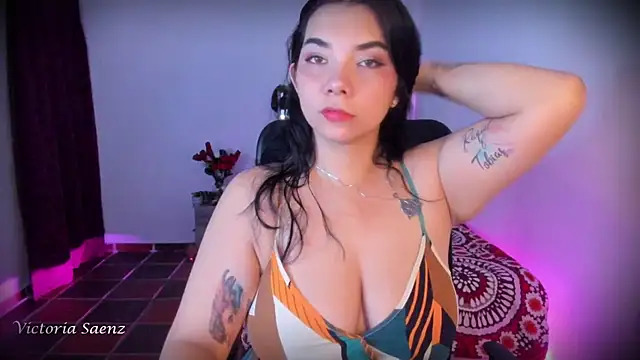 Snapshot of victoriaasaenz_ chatting on April 24, 2026, 12:24 am victoriaasaenz online show from April 24, 2026, 12:24 am