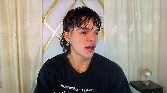 AlbertBernal69 online show from February 11, 2025, 2:57 am