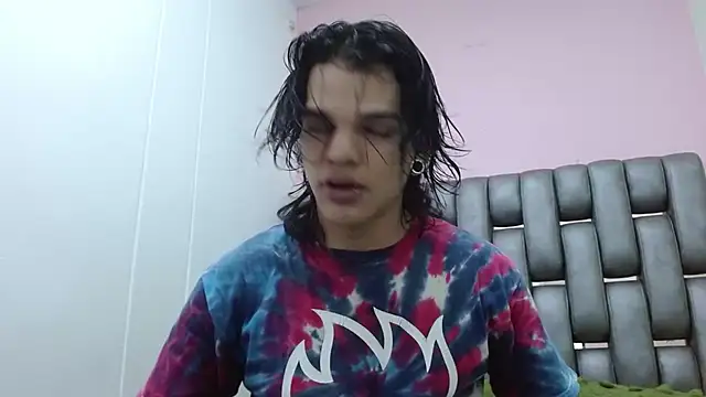 AlbertBernal69 online show from September 23, 2025, 3:09 am