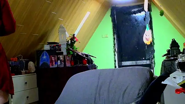 Snapshot of xNaughtyNatali chatting on January 11, 2026, 12:37 am xNaughtyNatali online show from January 11, 2026, 12:37 am