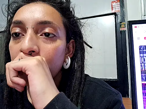 Snapshot of ORIANNA_BODMOD chatting on October 30, 2025, 11:16 pm ORIANNA BODMOD online show from October 30, 2025, 11:16 pm