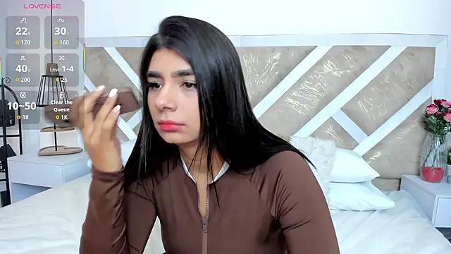 Snapshot of ZiaCalifa chatting on February 3, 2026, 1:38 pm ZiaCalifa online show from February 3, 2026, 1:38 pm