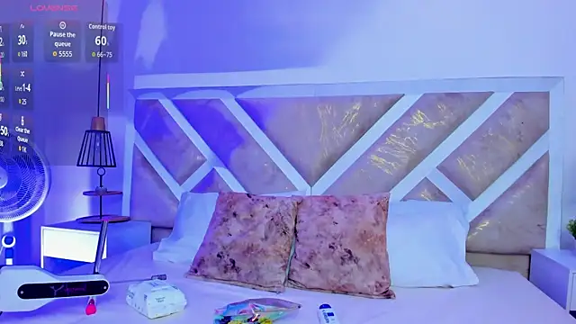 Snapshot of ZiaCalifa chatting on February 20, 2026, 11:43 am ZiaCalifa online show from February 20, 2026, 11:43 am