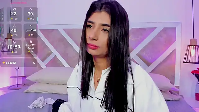 ZiaCalifa online show from April 10, 2026, 11:37 am