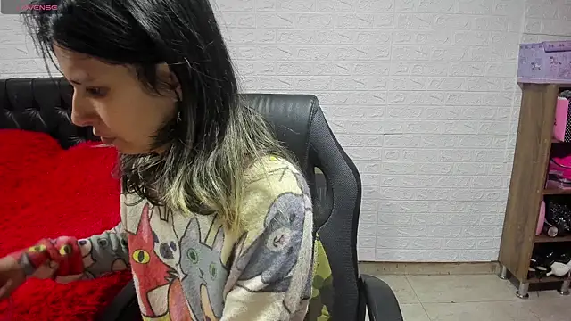 Snapshot of lauren_ashlee chatting on January 22, 2025, 3:40 pm lauren ashlee online show from January 22, 2025, 3:40 pm