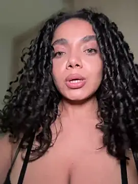 Mariecurl online show from February 11, 2026, 3:44 am