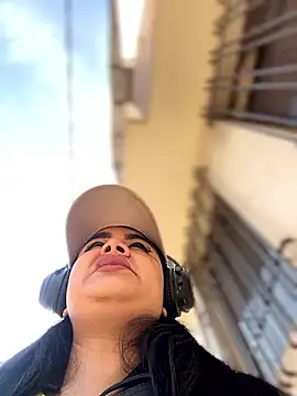 Snapshot of Insane_Issa chatting on December 2, 2024, 1:02 pm Insane Issa online show from December 2, 2024, 1:02 pm