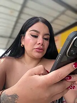 Insane Issa online show from February 10, 2026, 4:11 pm