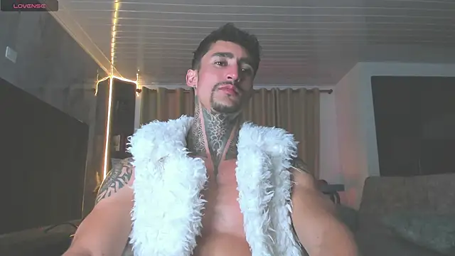 Snapshot of Mark_Kamper chatting on November 14, 2025, 12:31 am Mark Kamper online show from November 14, 2025, 12:31 am