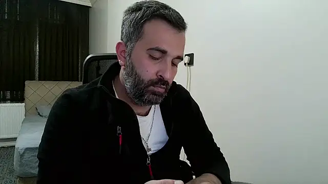 tgltplsr online show from April 9, 2026, 9:20 pm